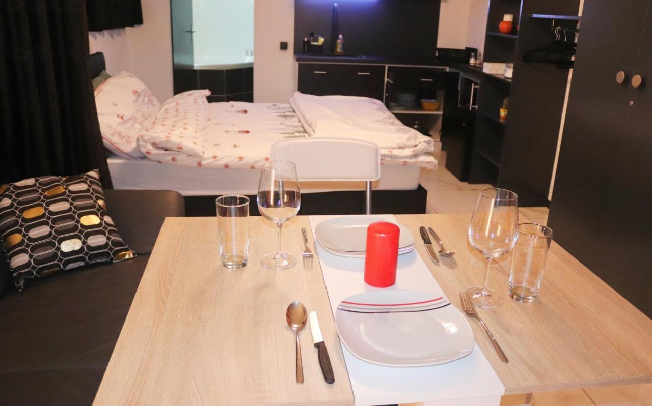 La Lapia Apartment Monthey Exterior foto